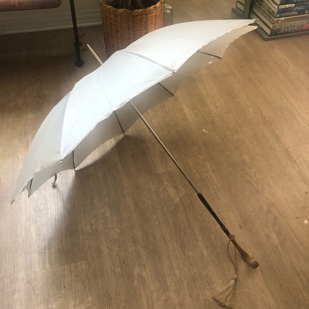 Vintage 1950 Oscar Nailon Italian Parasol Cream Off White Umbrella Bakelite